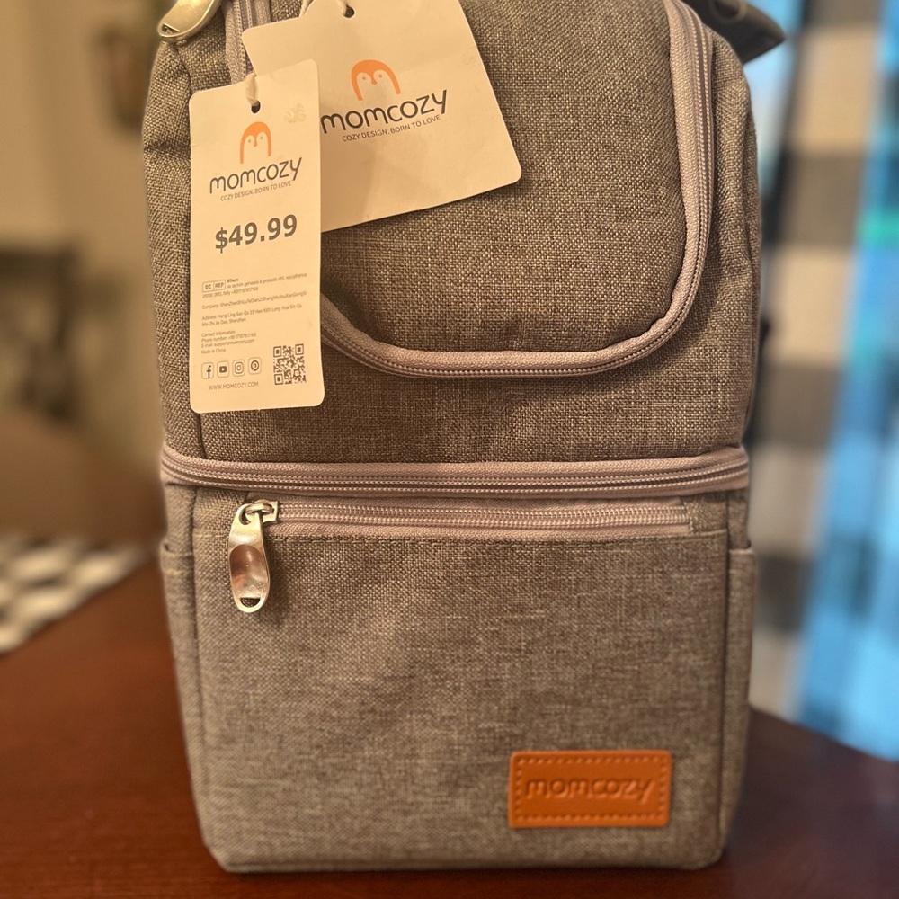 Momcozy breastmilk cooler bag
